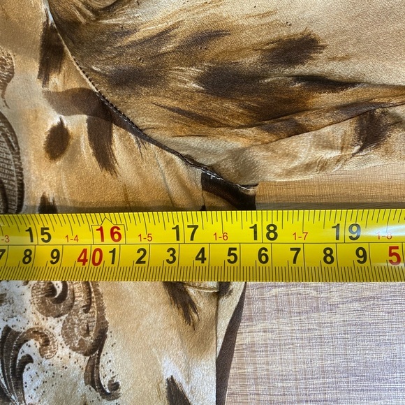 ESCADA Silk Charmeuse baroque animal print talk button down shirt blouse size 36 - Picture 11 of 14